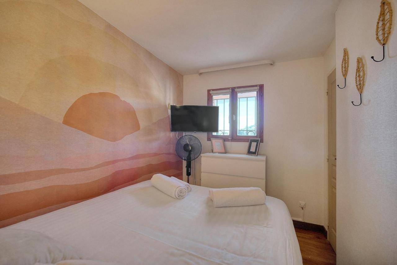 Immogroom - 1br Sea View - Wifi - Terrace - Ac - Pool - Parking Apartment