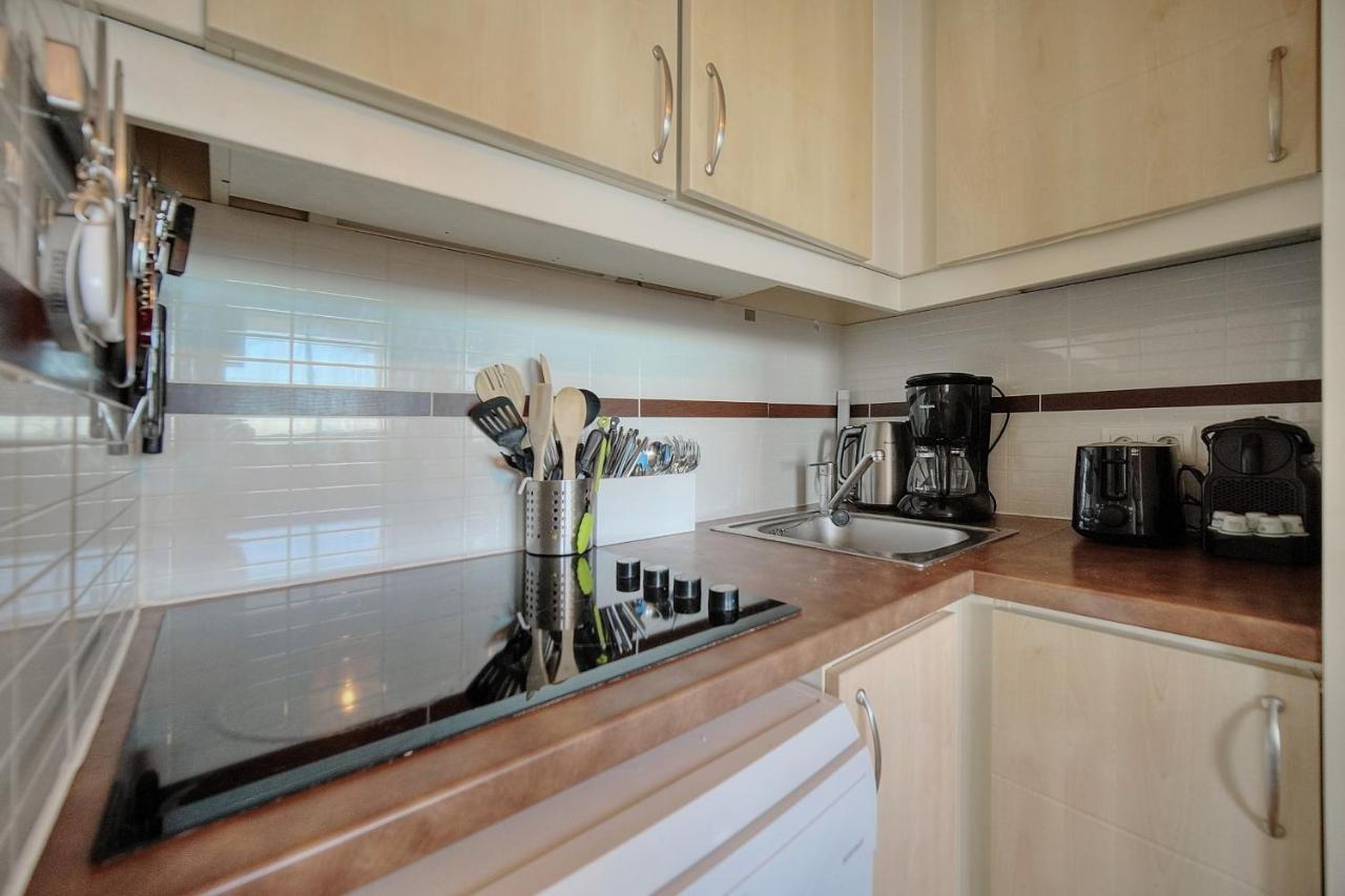 Apartment Immogroom - 1br Sea View - Wifi - Terrace - Ac - Pool - Parking *